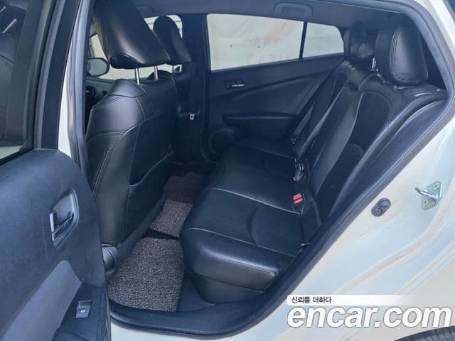 Toyota 프리우스 4세대 1.8 E, 2018 все фото