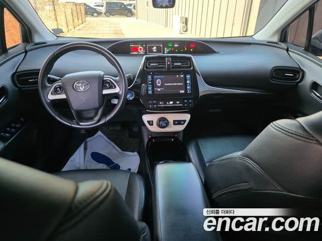 Toyota 프리우스 4세대 1.8 E, 2018 6