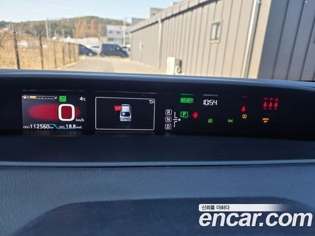 Toyota 프리우스 4세대 1.8 E, 2018 8