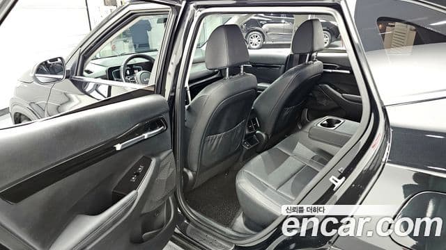 Kia The / новый New Seltos Signature, 2024 11