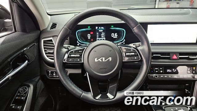 Kia The / новый New Seltos Signature, 2024 13