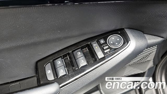 Kia The / новый New Seltos Signature, 2024 14