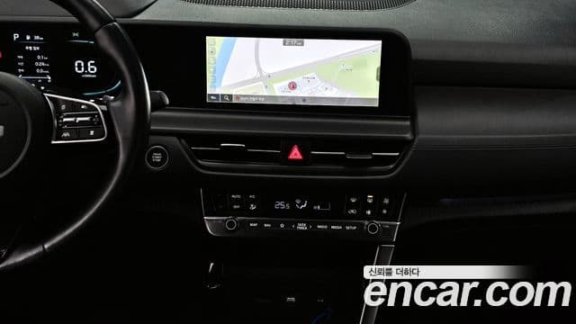 Kia The / новый New Seltos Signature, 2024 19