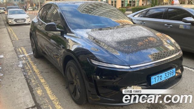 Tesla модель Y, 2025 3