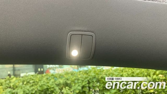 Tesla модель Y, 2025 16