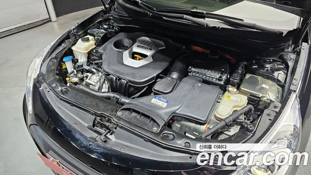 Hyundai Sonata гибрид Royal, 2012 6