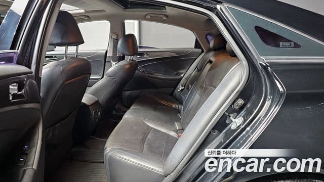 Hyundai Sonata гибрид Royal, 2012 12