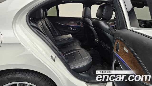 Mercedes-Benz E-класс W213 Exclusive, 2021 12