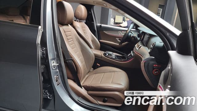 Mercedes-Benz E-класс W213 Avantgarde, 2019 11