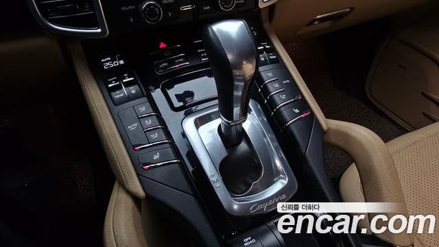 Porsche New Cayenne 958, 2014 9