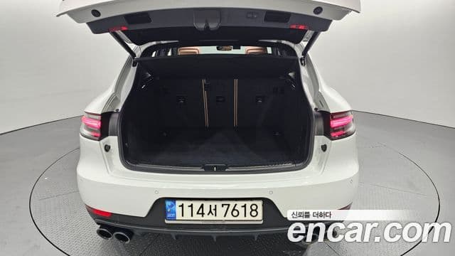Porsche Macan 95B, 2021 6