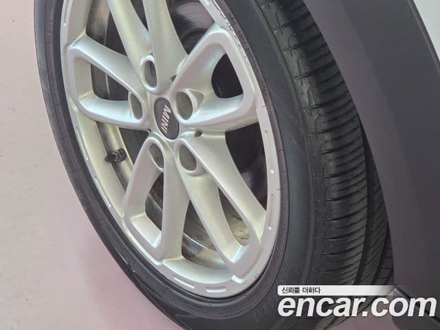 Mini Cooper D Countryman 1세대, 2015 18