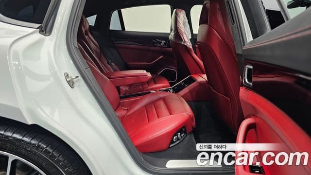 Porsche Panamera (971), 2021 12