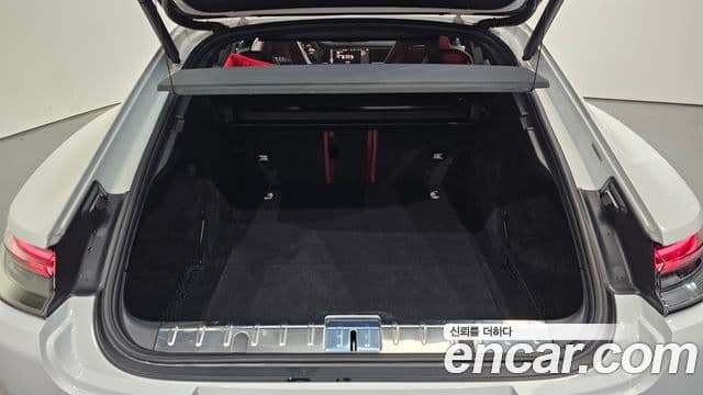 Porsche Panamera (971), 2021 19