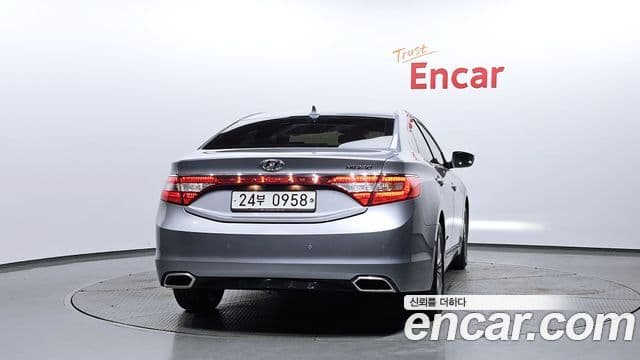 Hyundai Grandeur HG Modern, 2016 4