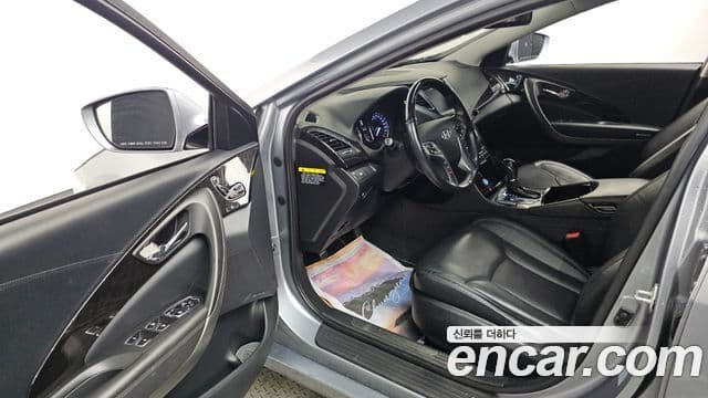 Hyundai Grandeur HG Modern, 2016 10