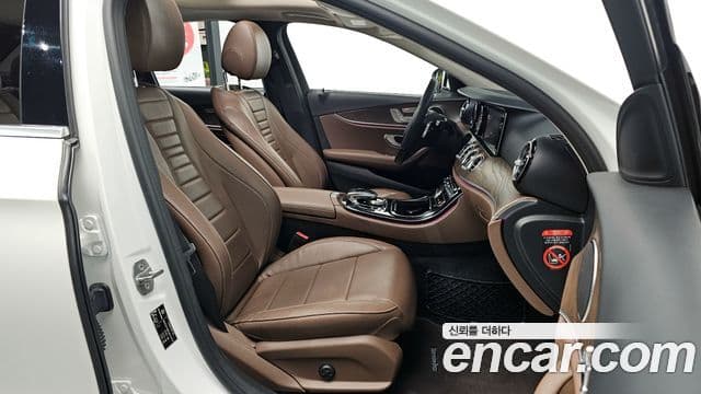 Mercedes-Benz E-класс W213 Exclusive, 2018 10