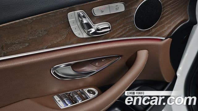 Mercedes-Benz E-класс W213 Exclusive, 2018 17