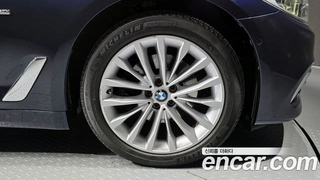 BMW 5시리즈 (G30) 520d xDrive Luxury Plus, 2018 все фото