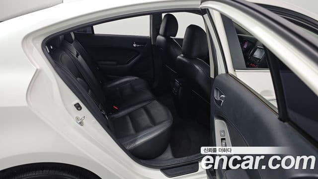 Kia K3 Prestige, 2014 11