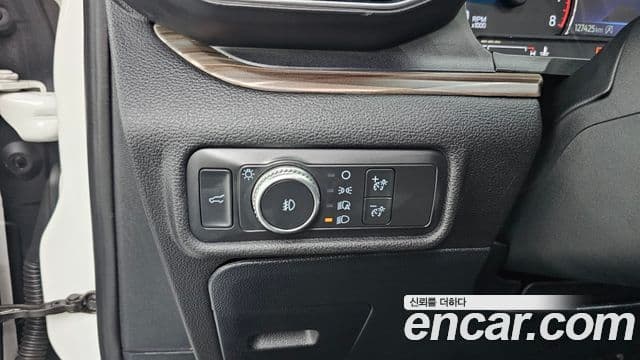 Ford Explorer 6세대 2.3 Limited 4WD, 2020 18