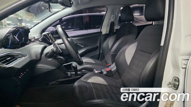 Peugeot 2008 1.6 BlueHDi Felline, 2015 все фото