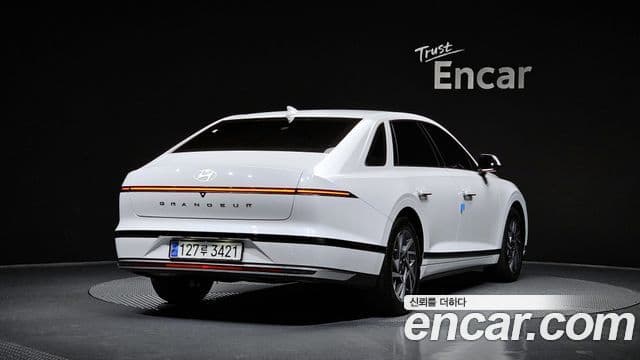 Hyundai Grandeur гибрид (GN7) Exclusive, 2023 2