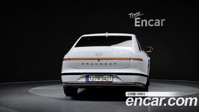 Hyundai Grandeur гибрид (GN7) Exclusive, 2023 4