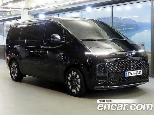 Hyundai Staria Inspiration, 2022 1
