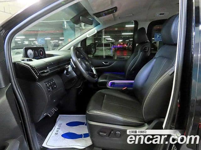 Hyundai Staria Inspiration, 2022 6