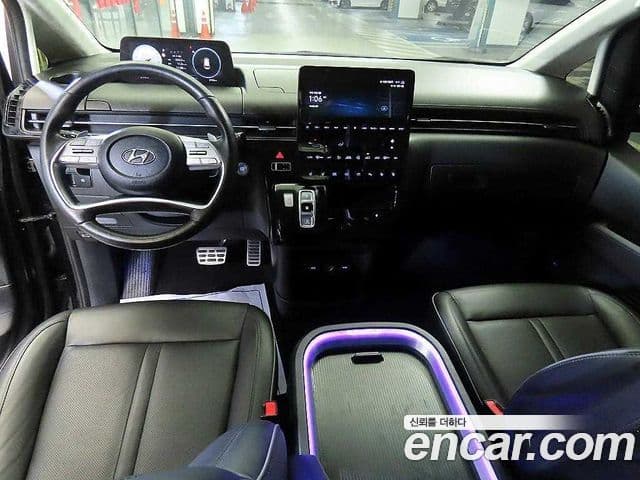 Hyundai Staria Inspiration, 2022 11