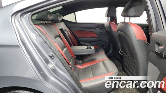 Hyundai Avante AD 1.6 турбо Sport, 2017 12