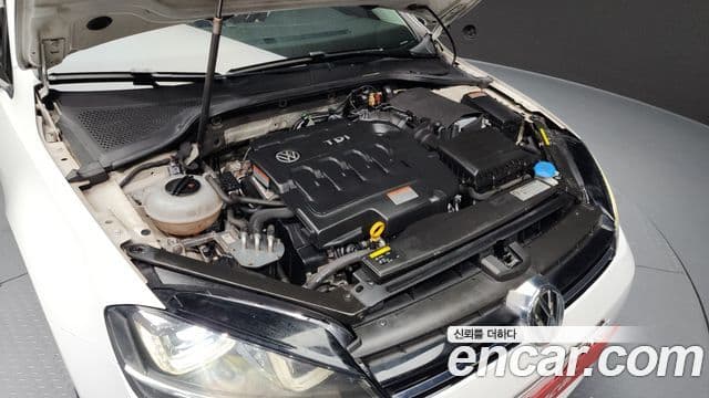 Volkswagen Гольф 7세대, 2015 6