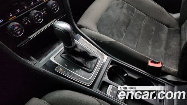 Volkswagen Гольф 7세대, 2015 9