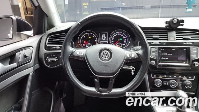 Volkswagen Гольф 7세대, 2015 13