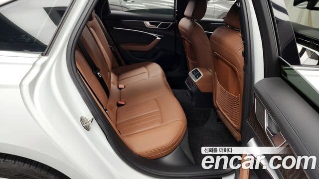 Audi A6 (C8) Premium, 2023 12