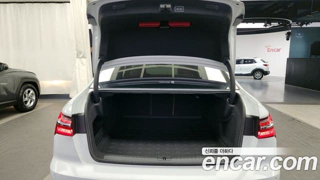 Audi A6 (C8) Premium, 2023 20