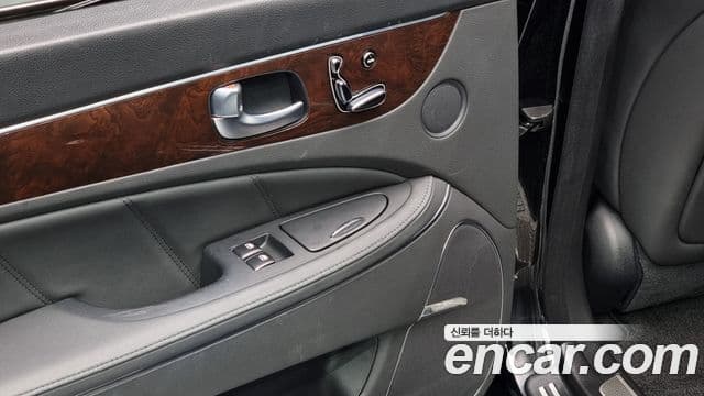 Hyundai Equus(новый кузов / новое поколение) Modern, 2014 18