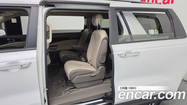 Kia Carnival 4세대 Prestige, 2023 11