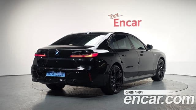 BMW i7 (G70) xDrive 60 M Sport, 2024 2