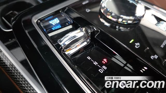 BMW i7 (G70) xDrive 60 M Sport, 2024 9