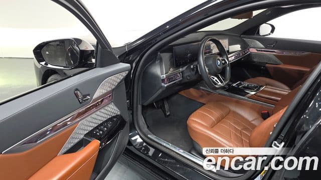 BMW i7 (G70) xDrive 60 M Sport, 2024 11