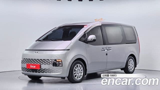 Hyundai Staria Modern, 2022 1