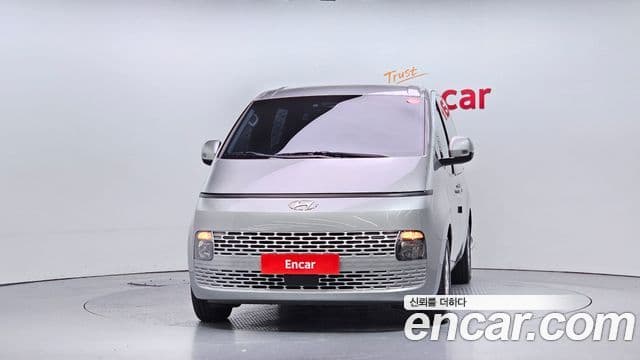 Hyundai Staria Modern, 2022 3