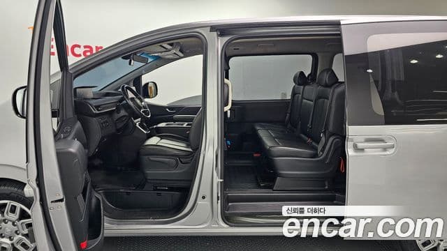 Hyundai Staria Modern, 2022 10