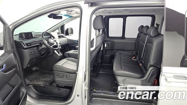 Hyundai Staria Modern, 2023 10