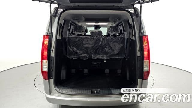 Hyundai Staria Modern, 2023 20