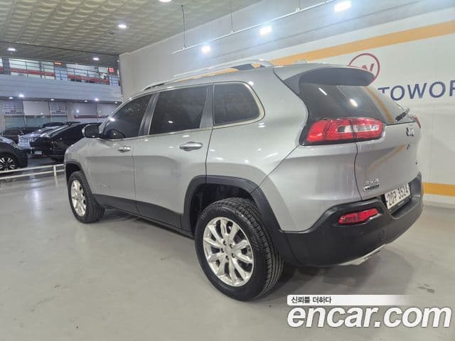 Jeep Cherokee(KL) 2.0 дизель Limited 4WD, 2015 все фото