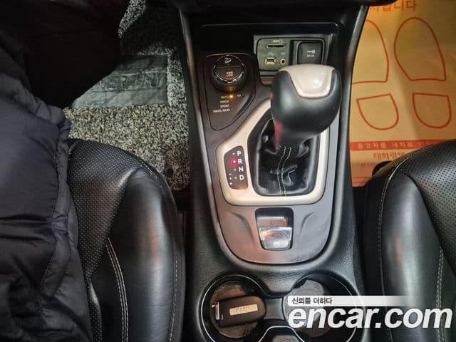 Jeep Cherokee(KL) 2.0 дизель Limited 4WD, 2015 15