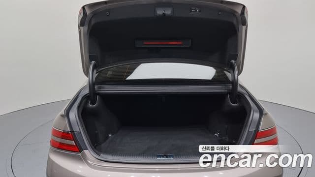 Genesis G90 Luxury, 2021 20